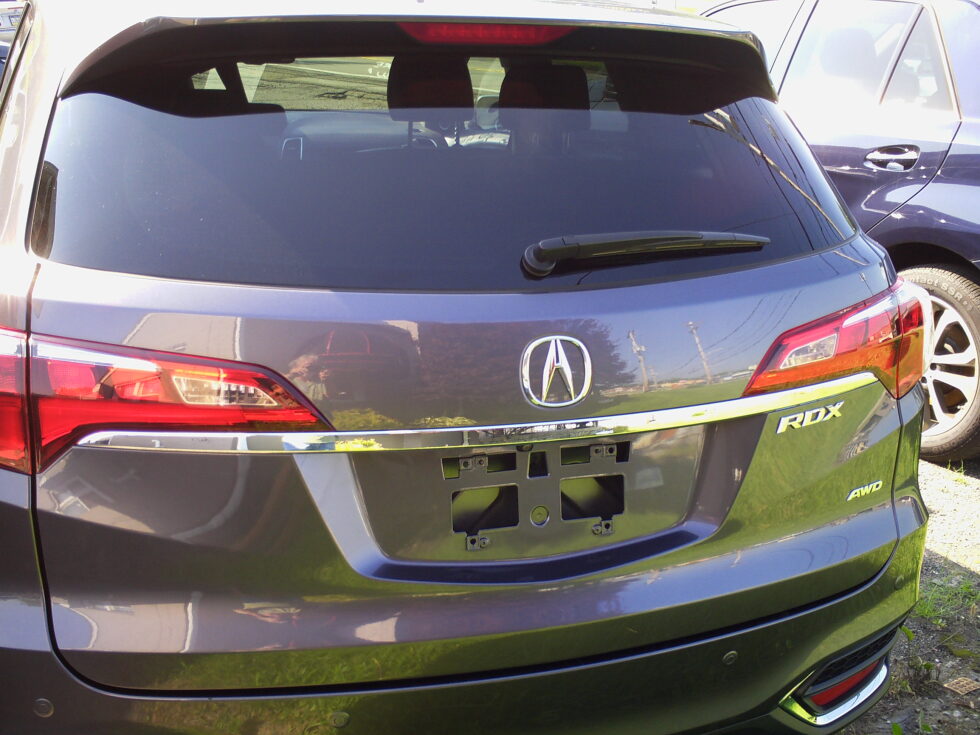 Complete Auto Service Leon’s International Car Service